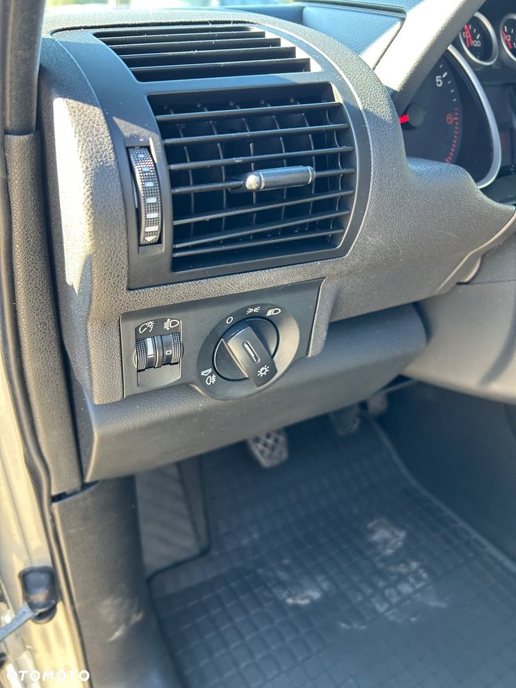 Audi A2 1.4 - 20