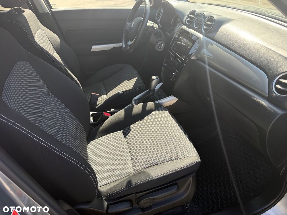 Suzuki Vitara 1.6 Comfort 2WD - 11