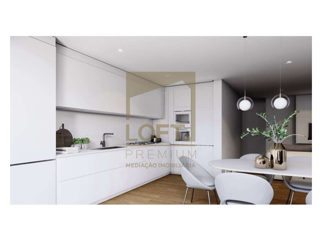 Moradia geminada V4 em Gaveto- Condominio Fechado c/ Piscina - Grande imagem: 2/11