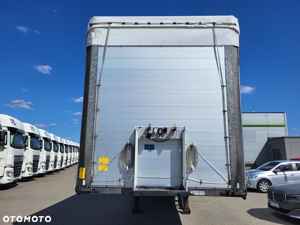 Schmitz Cargobull SCB S3T - 2