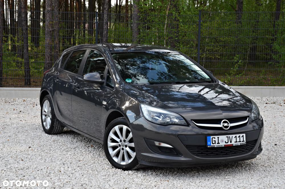 Opel Astra - 2