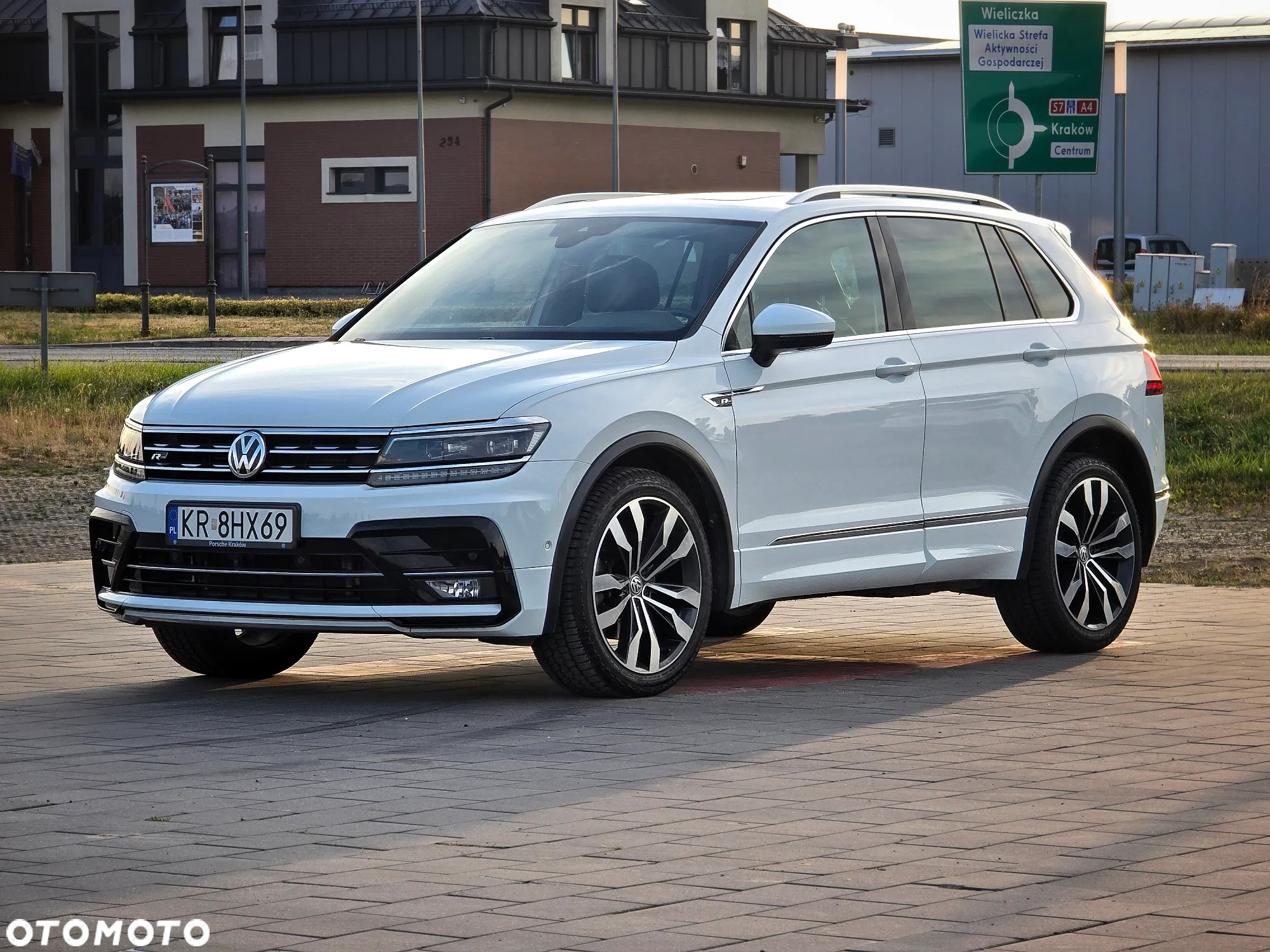 Volkswagen Tiguan 2.0 TSI BMT 4Mot Highline DSG - 4