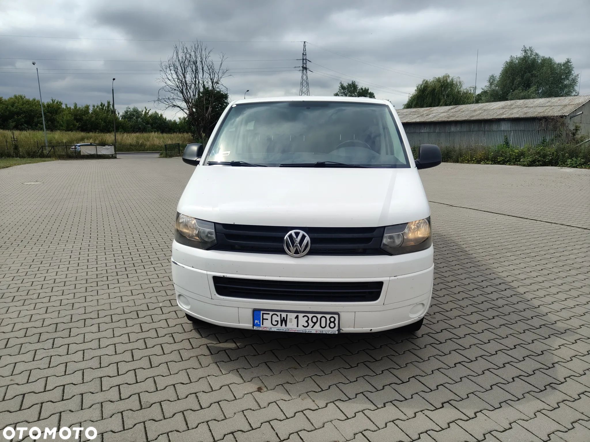 Volkswagen Transporter T5 TDI L2H1 - 1