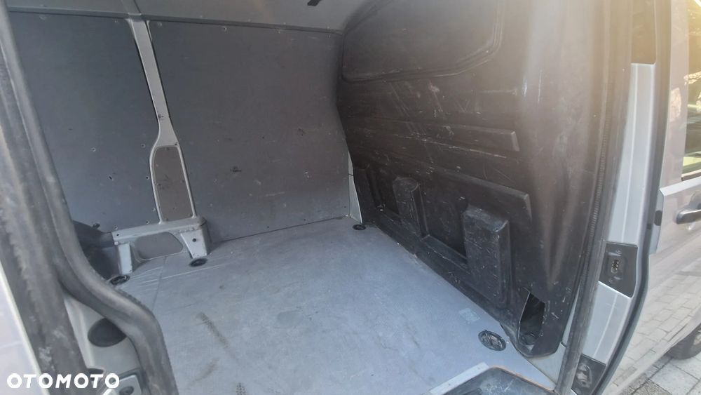Volkswagen Transporter - 21