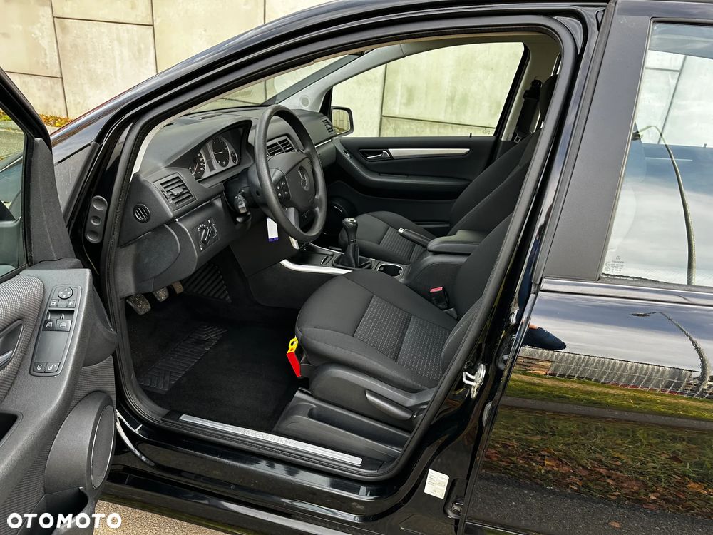 Mercedes-Benz Klasa B 180 CDI DPF - 11