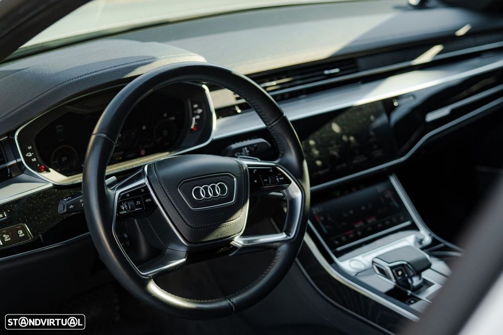 Audi A8 - 9