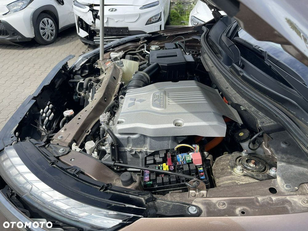 Mitsubishi Eclipse Cross Plug-In Hybrid 4WD Intro Edition - 14