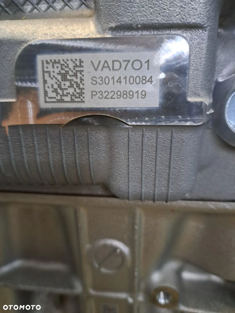 Silnik kompletny MildHybrid benzyna VOLVO B420T2 - 3