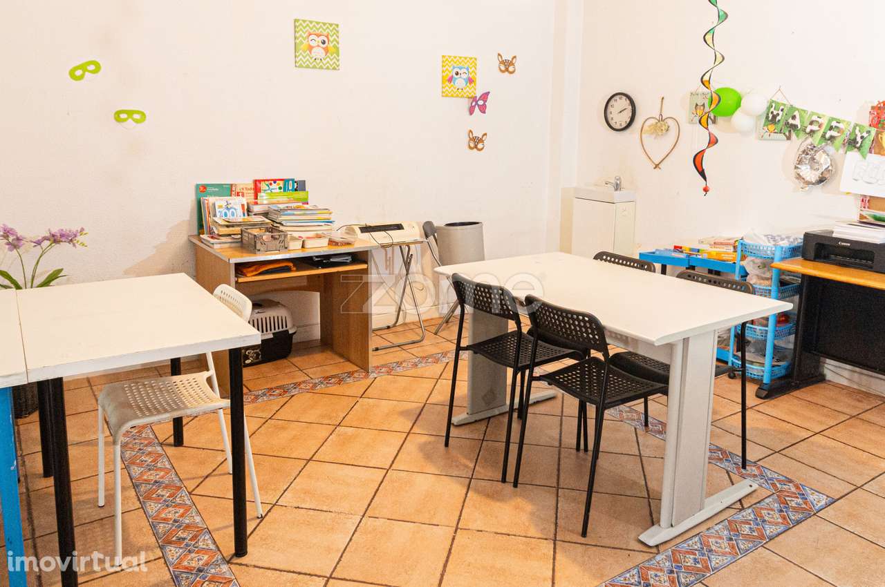 Trespasse – Centro de Estudos no Laranjeiro | Excelente Oportunida... - Grande imagem: 2/14