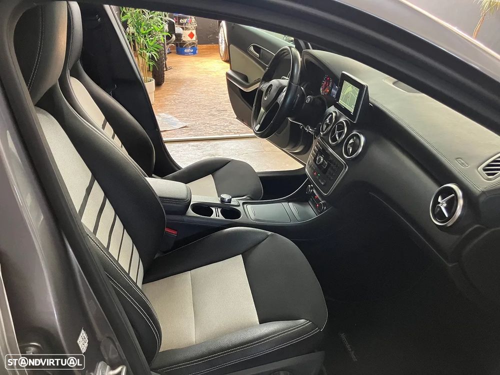 Mercedes-Benz A 180 CDI 7G-DCT Style - 19