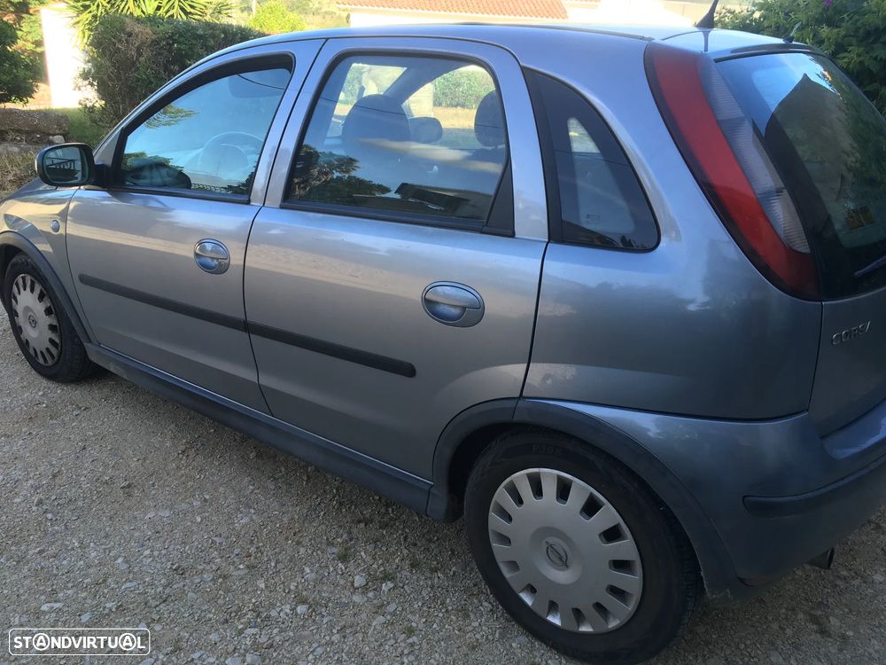 Opel Corsa 1.2 16V Enjoy - 2