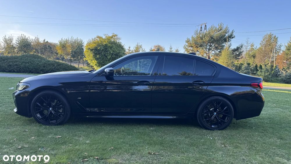 BMW Seria 5 520d xDrive M Sport sport - 3