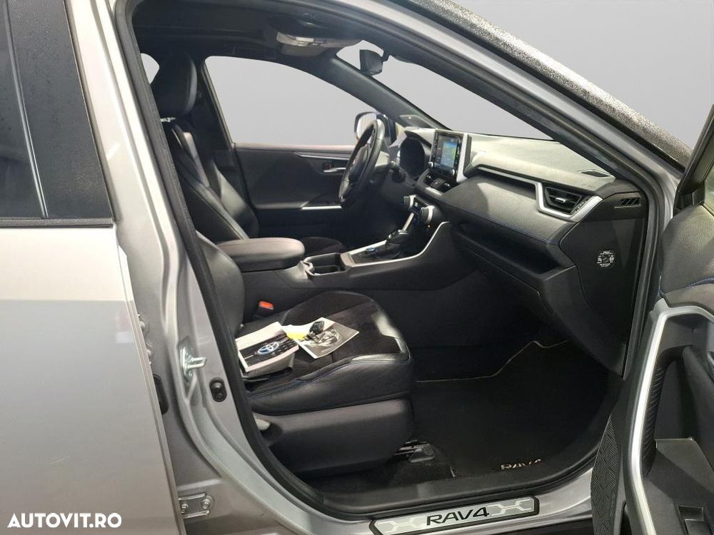 Toyota RAV4 2.5 VVT-iE 4x4 Luxury - 6