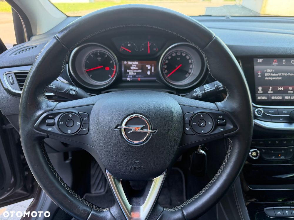 Opel Astra 1.4 Turbo Innovation - 23