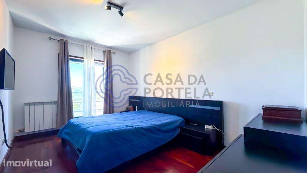 Apartamento T3 em Sta Maria da Feira com vista para o Castelo! - Grande imagem: 2/35