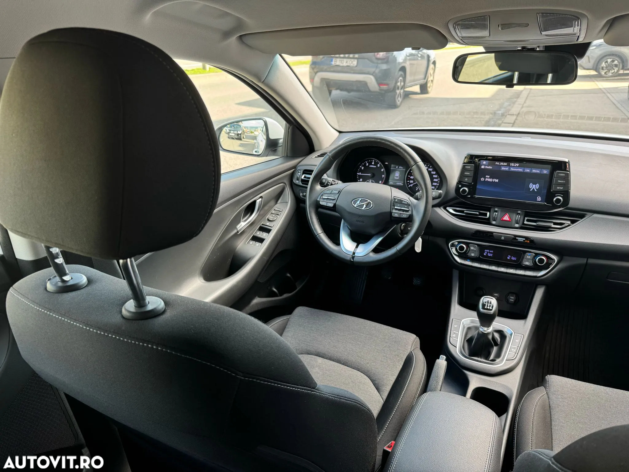 Hyundai i30 1.5 110CP 5DR M/T Highway - 23