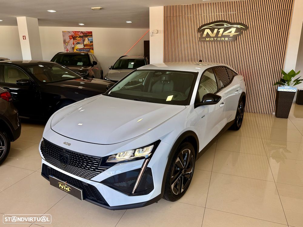Peugeot 408 1.6 Hybrid Allure e-EAT8 - 32