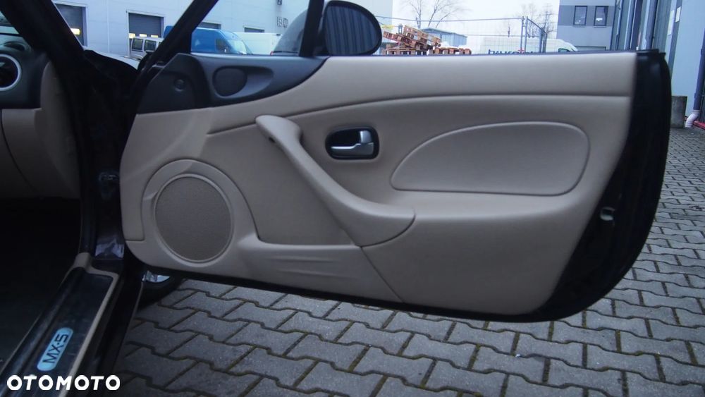 Mazda MX-5 1.6i 16V Memories - 20