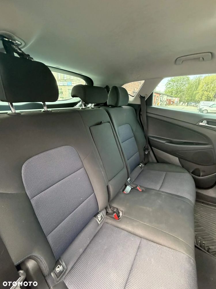 Hyundai Tucson 1.6 GDi Comfort 2WD - 16