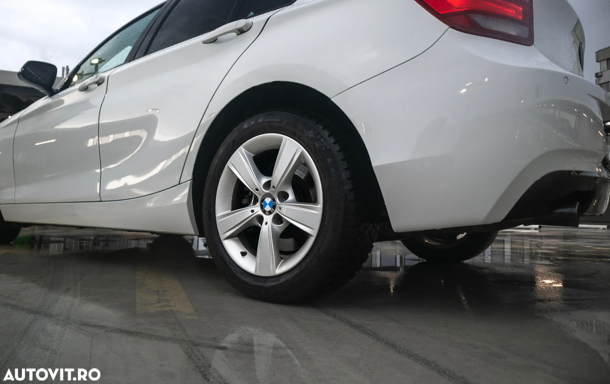 BMW Seria 1 120d Sport-Aut. Sport Line - 8