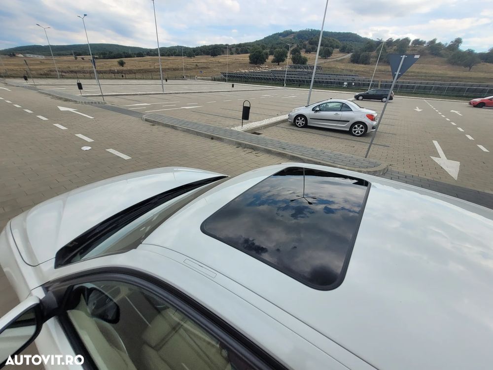 BMW Seria 3 320d xDrive AT Sport Line - 15