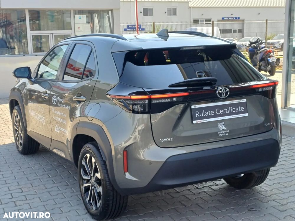 Toyota Yaris Cross 1.5 VVT-i HSD 4x2 Dynamic - 5