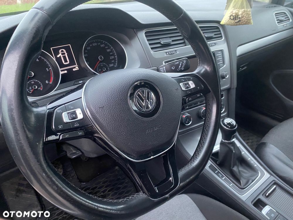 Volkswagen Golf VII 1.6 TDI BlueMotion Trendline - 11