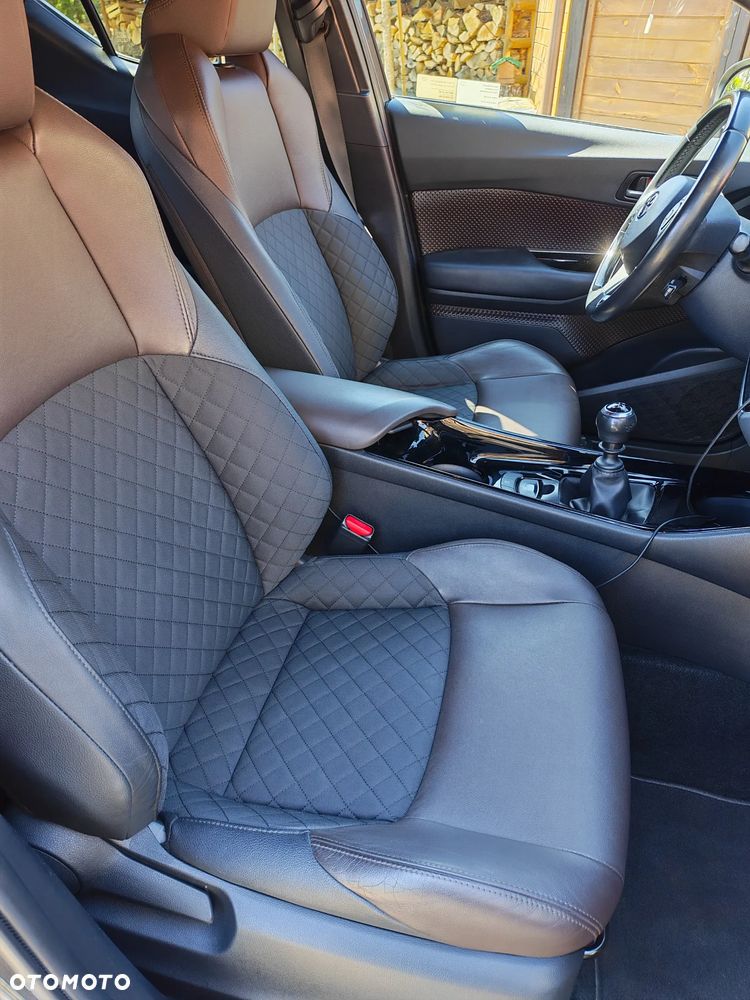 Toyota C-HR 1.2 T Prestige - 9