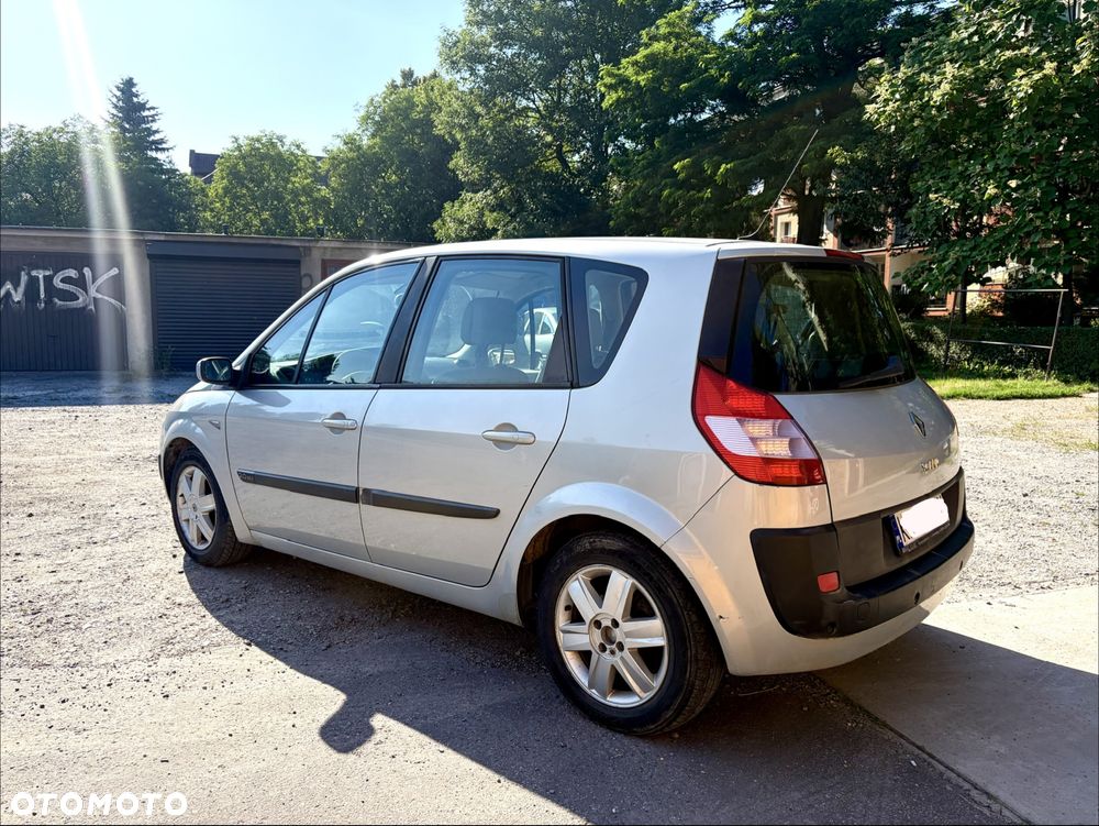 Renault Scenic - 2