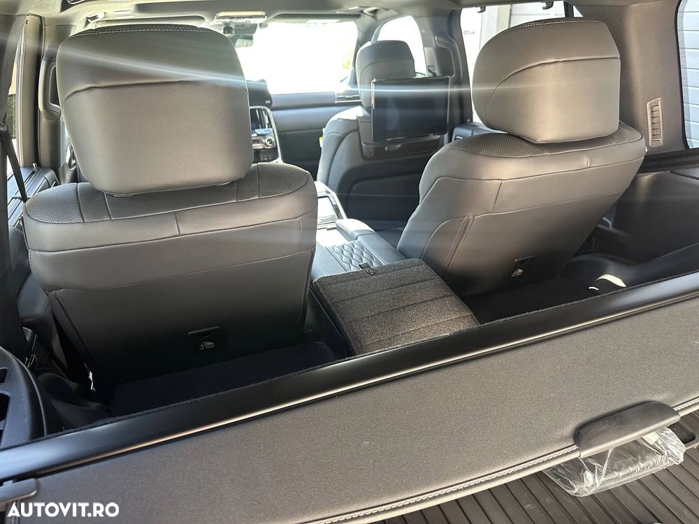 Lexus Seria LX - 13