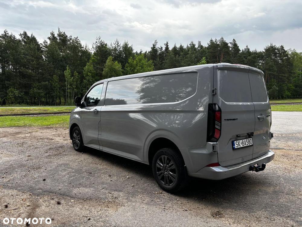 Ford TRANSIT CUSTOM - 10