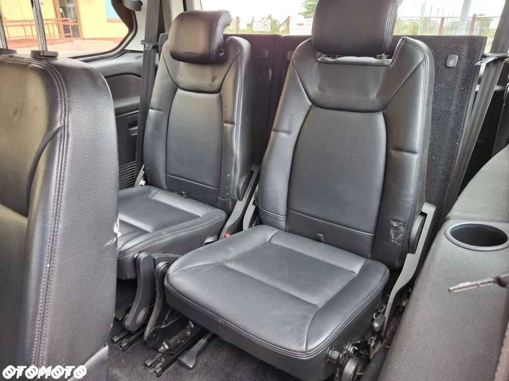 Ford Galaxy - 9