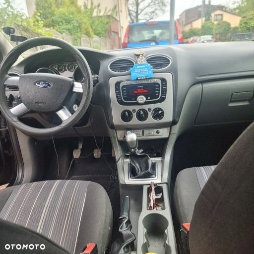 Ford Focus 1.8 TDCi Ambiente - 7