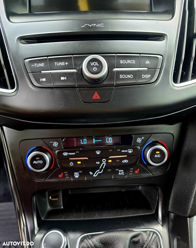 Ford Focus - 21