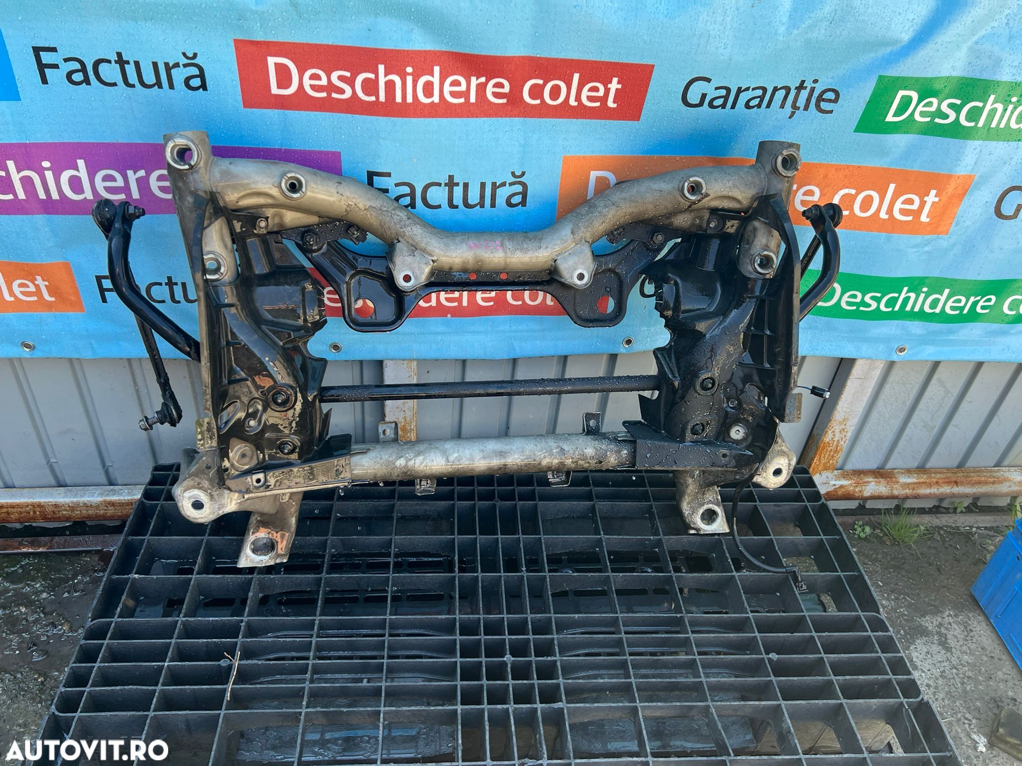 Jug cadru motor Mercedes W212 E Class 2010 2016 - 1