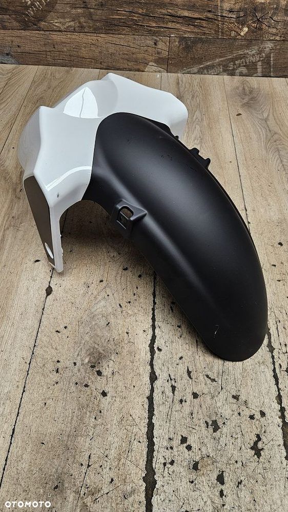 Błotnik przód Kymco Xciting 400  61100-LKF5-E000 - 7