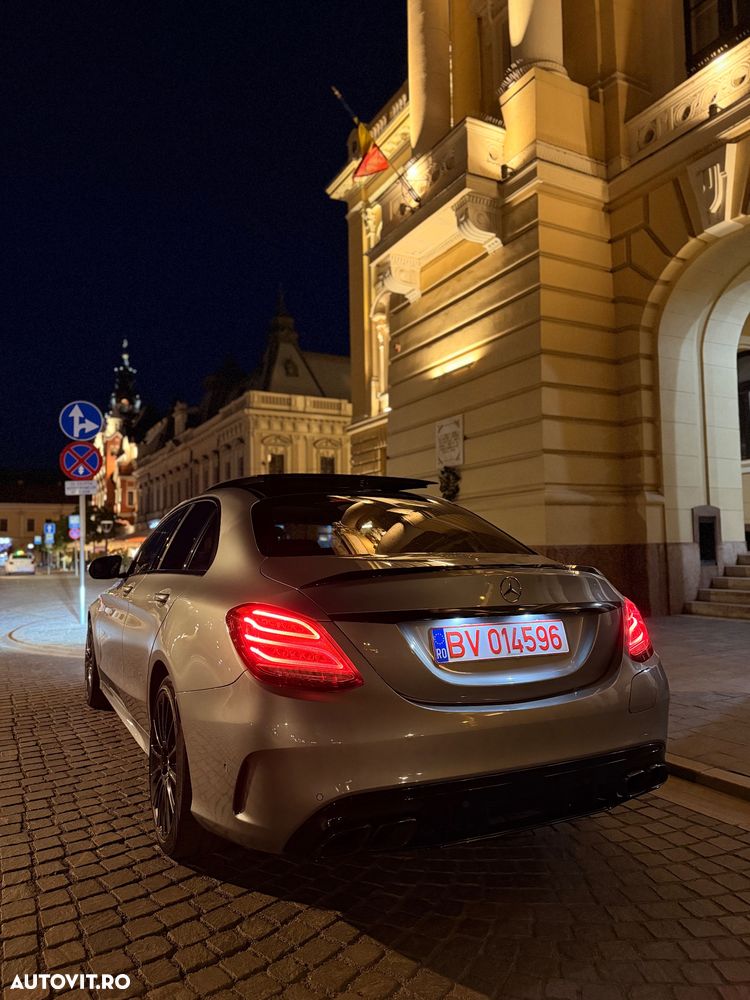 Mercedes-Benz C - 2