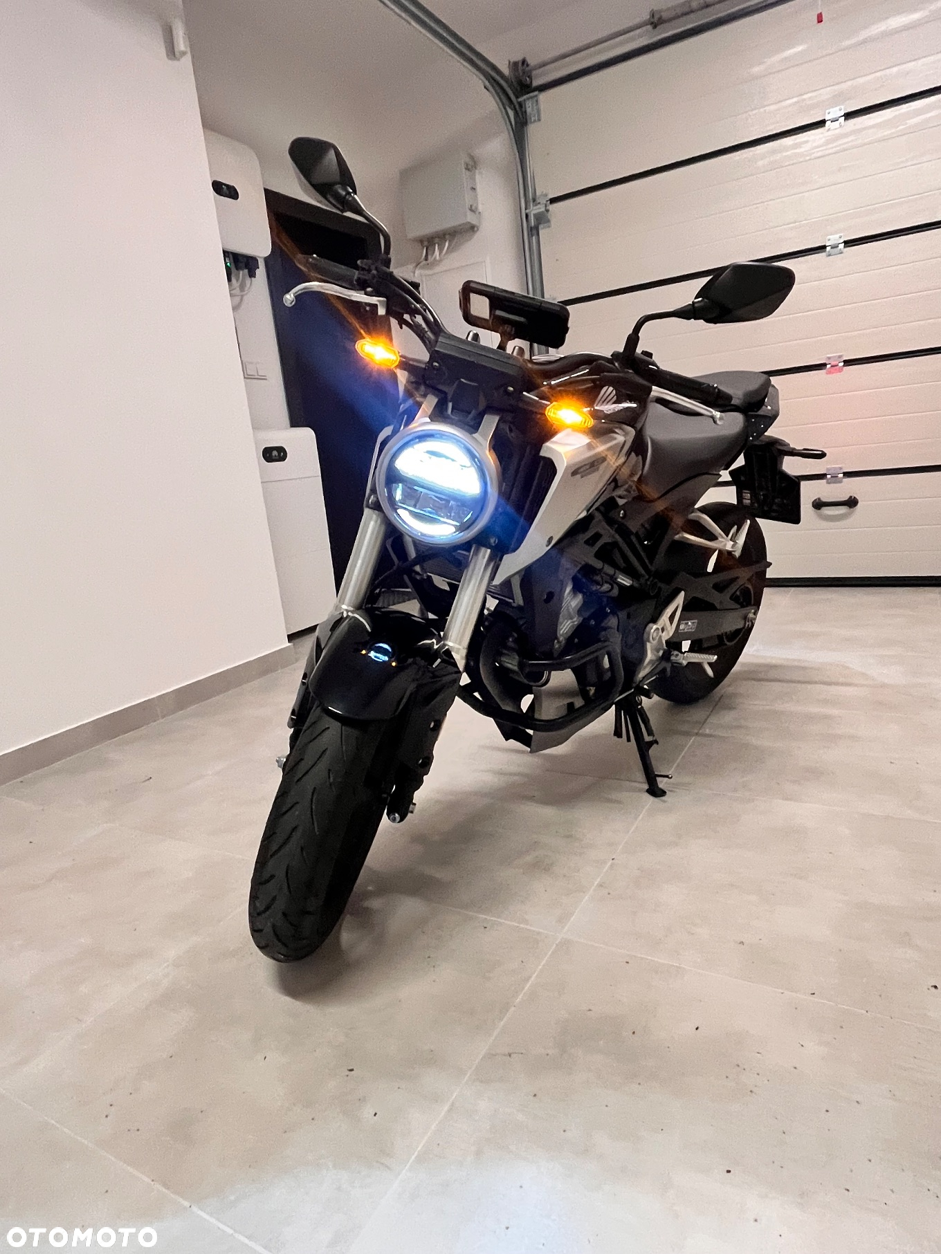 Honda CB - 4