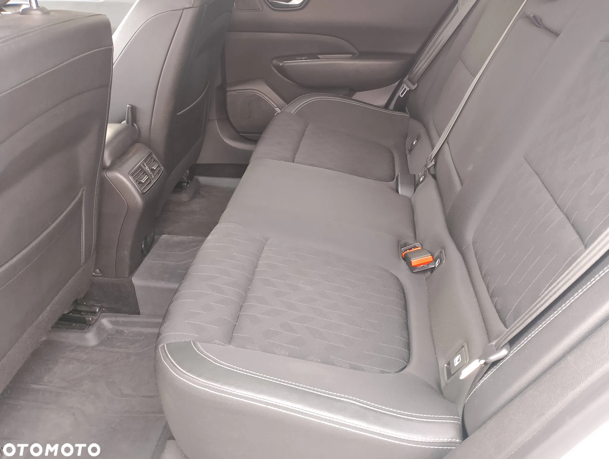 Renault Talisman 1.3 TCe FAP Limited EDC - 36