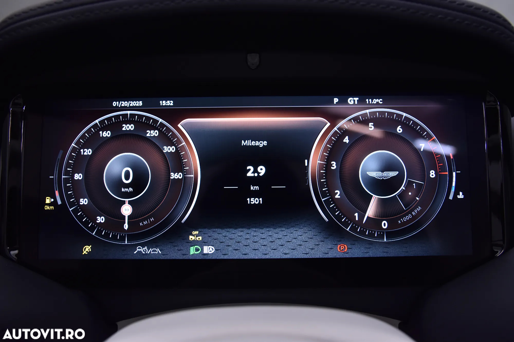 Aston Martin DB12 Volante - 19