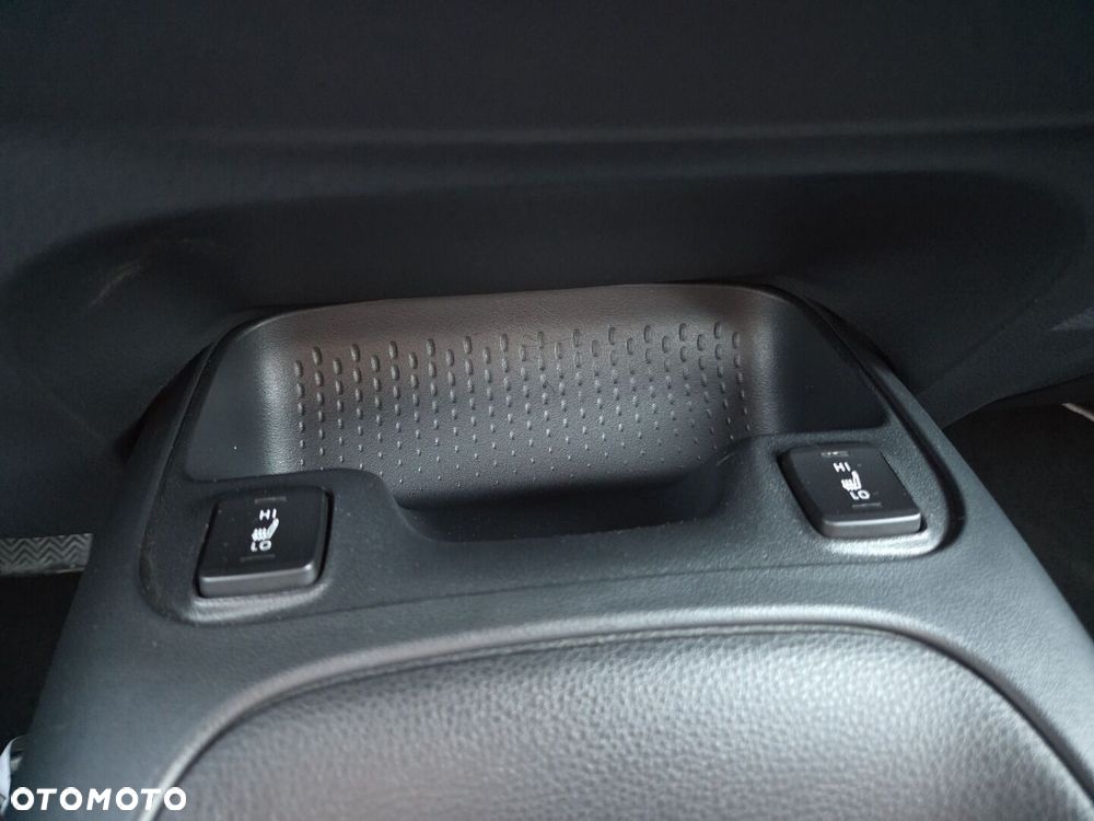 Toyota Corolla 1.8 Hybrid Comfort - 26