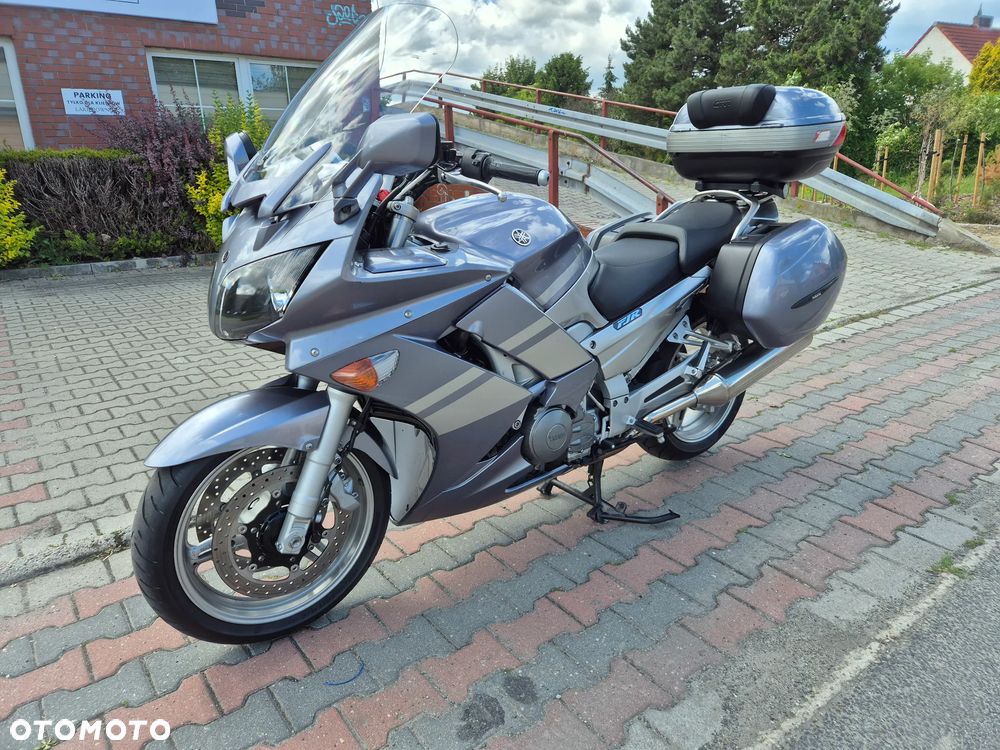 Yamaha FJR - 1