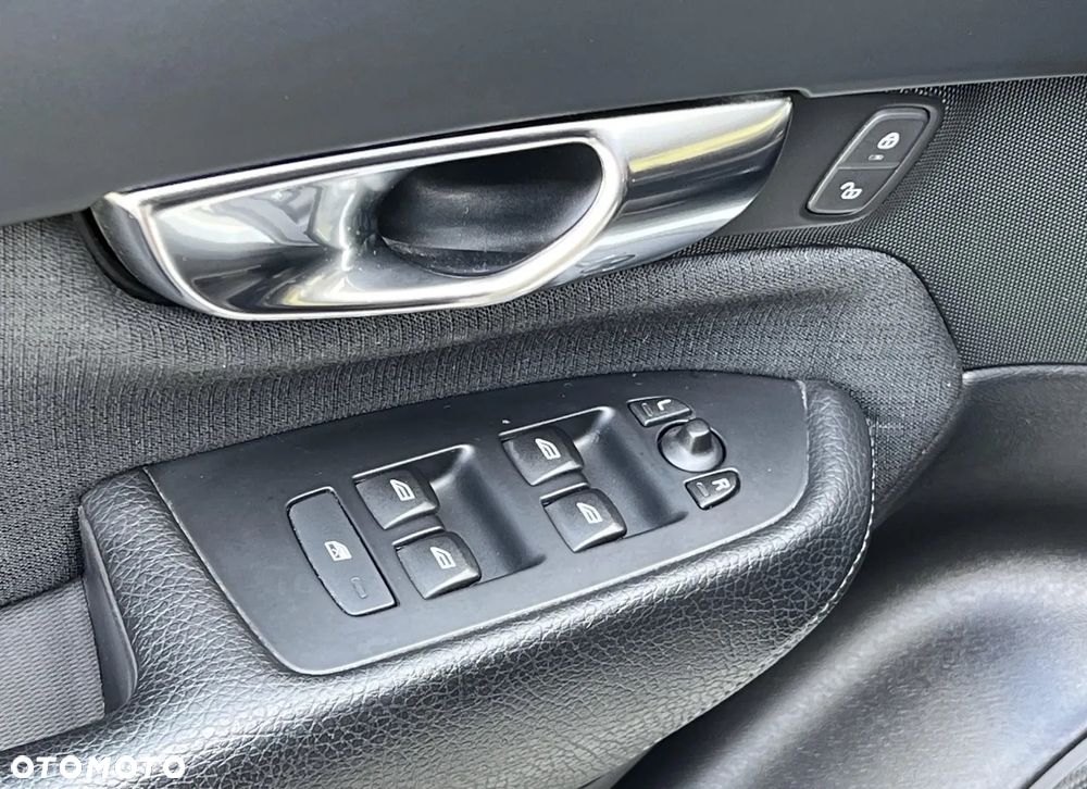 Volvo XC 90 - 13