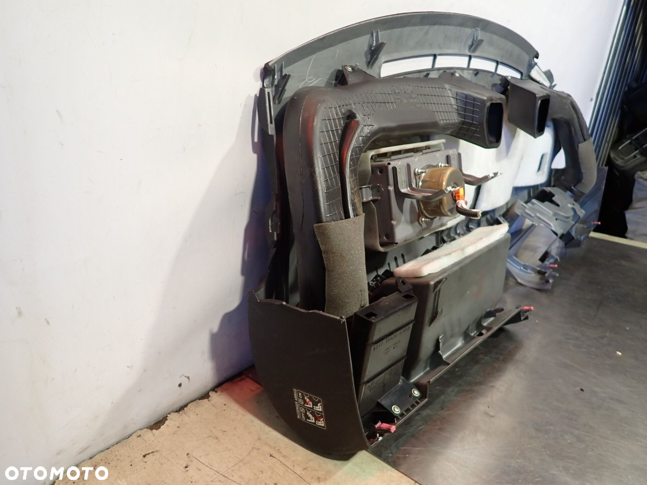 DESKA ROZDZIELCZA TOYOTA URBAN CRUISER 55302-52080 - 11