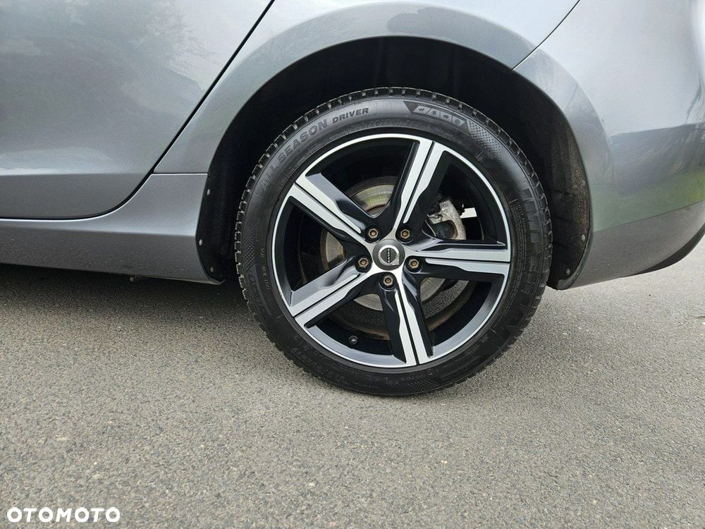 Volvo V40 D2 Momentum - 15