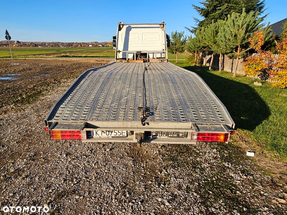 Mercedes-Benz 817 - 4