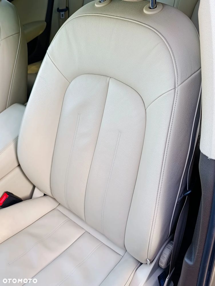 Audi A6 Avant 2.0 TDI ultra S tronic - 21