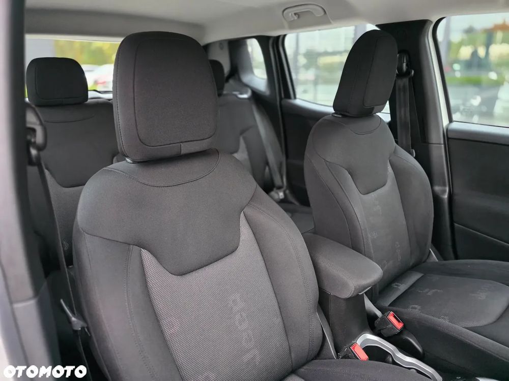 Jeep Renegade 1.6 E-TorQ Longitude FWD - 35