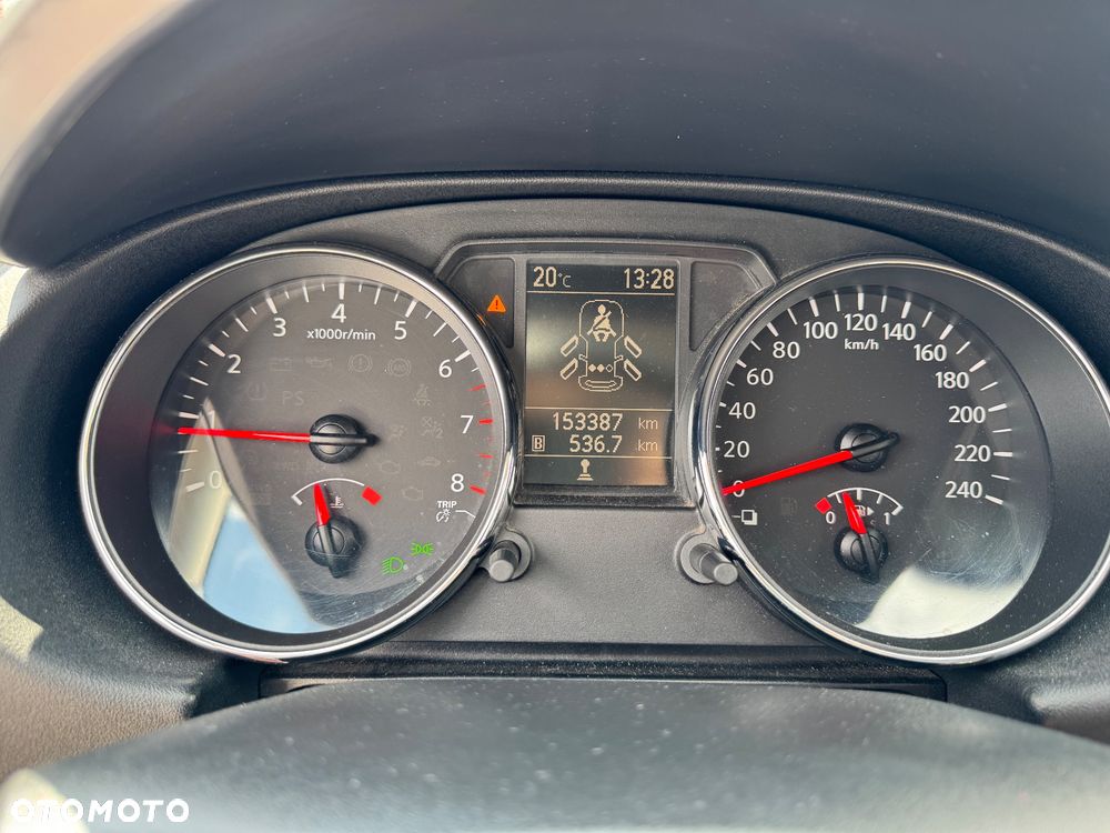 Nissan Qashqai - 25