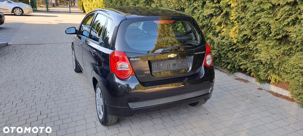Chevrolet Aveo - 5